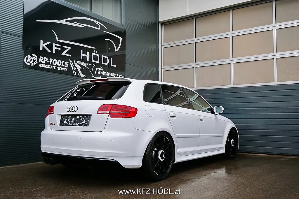 Audi RS3 2,5 TFSI quattro S-tronic Image 2