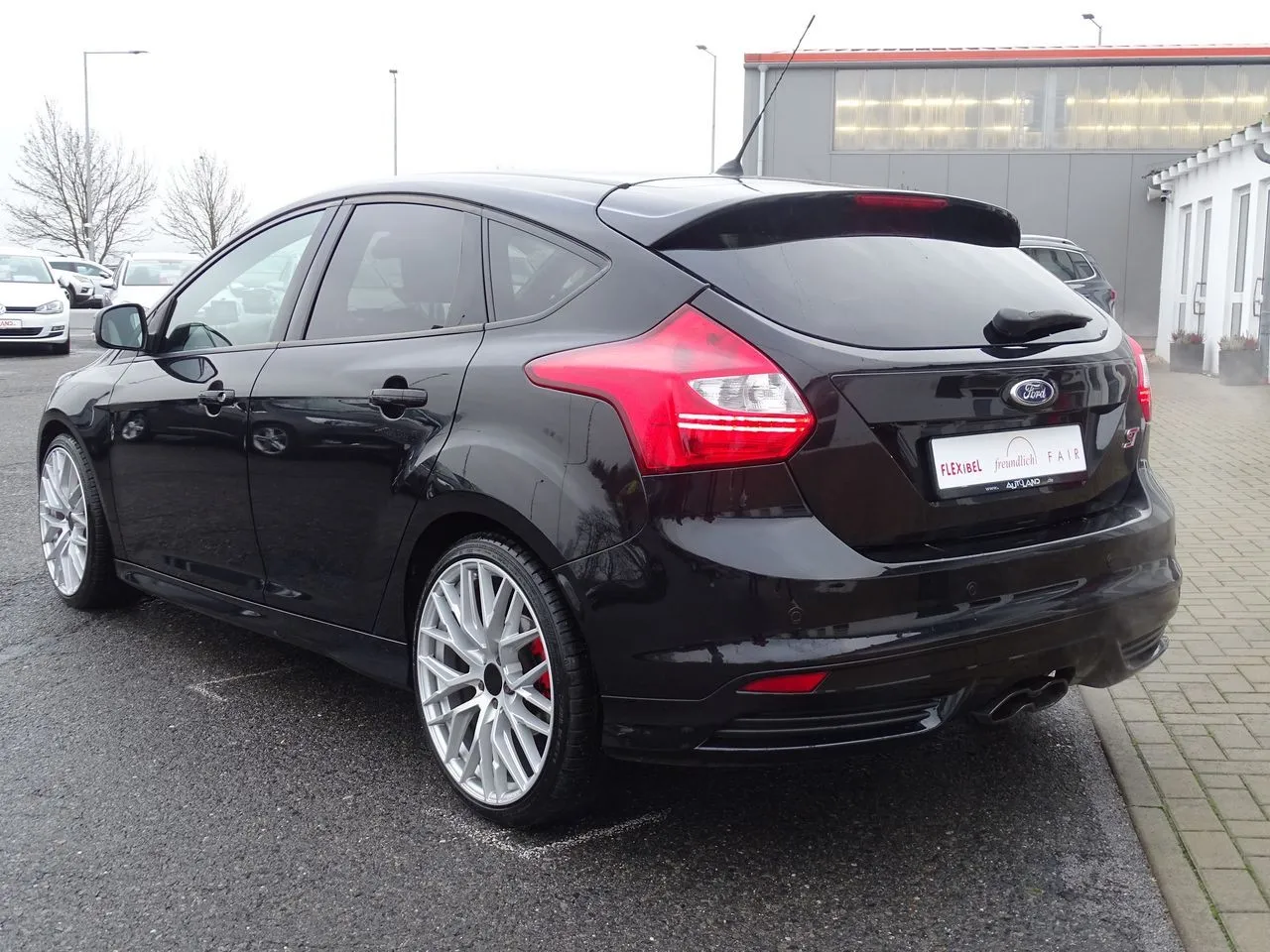 Ford Focus ST 2.0 EcoBoost...  Image 2