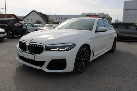 BMW serija 5 530xd AUTOMATIK ///M-paket *NAVI,LED,KAMERA* - nije uvoz