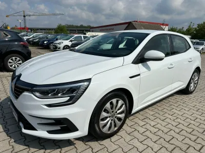 Renault Megane 1.5 DCI KREDITI NA LICU MESTA